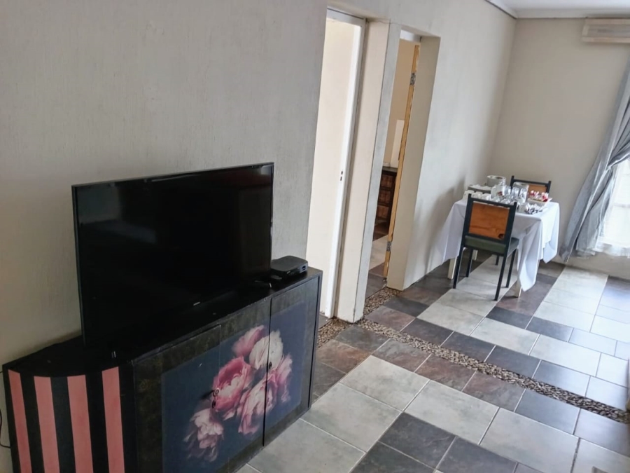 7 Bedroom Property for Sale in Memel Free State